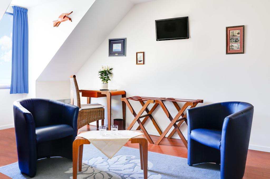 Hotel Le Chevalier Gambette Saint-Armel Kültér fotó